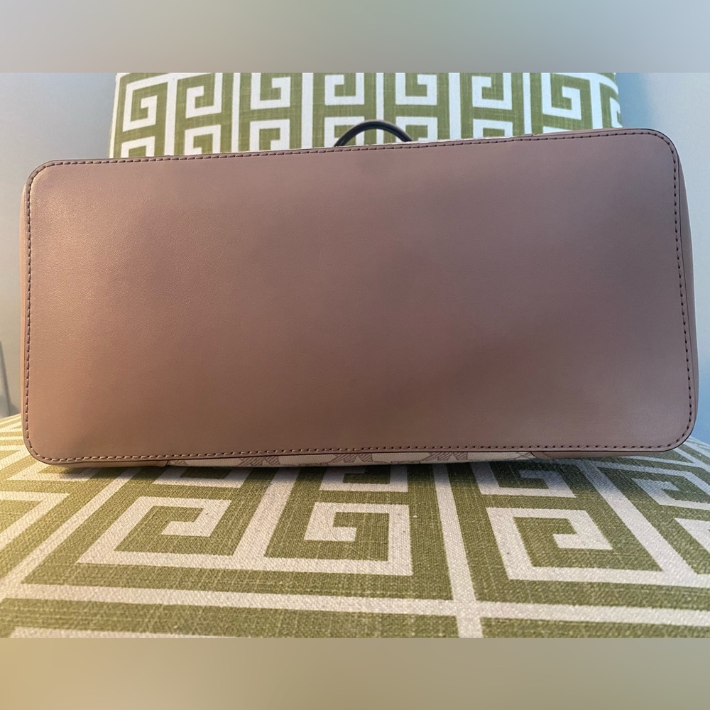 NWT! Michael Kors Aria Blush Large Signature Tote Bag - Picture 10 of 14